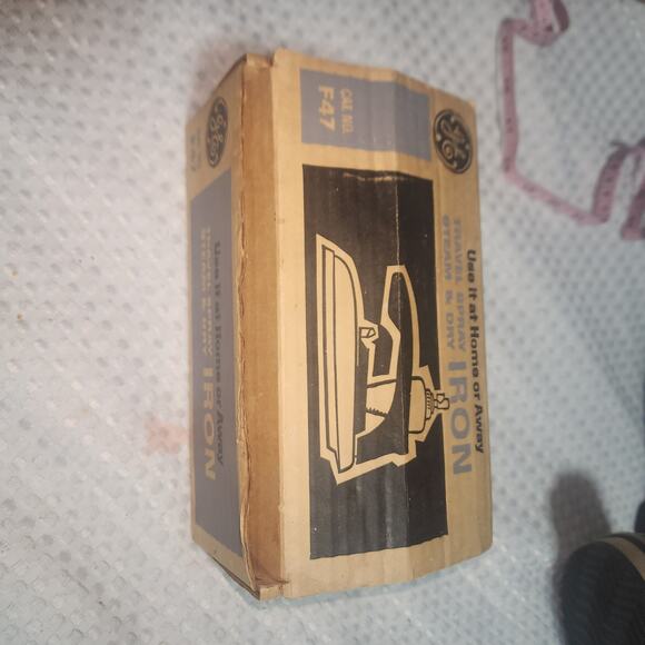 GE VINTAGE NIB TRAVEL IRON F47 SET - Picture 2 of 5